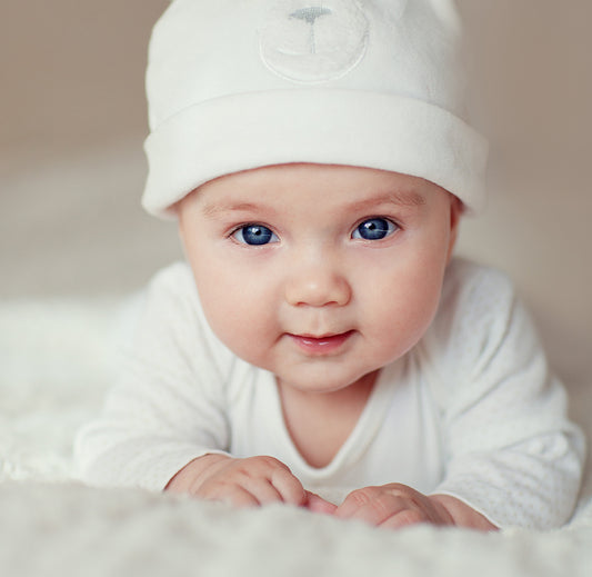Medium  Color:white/grey